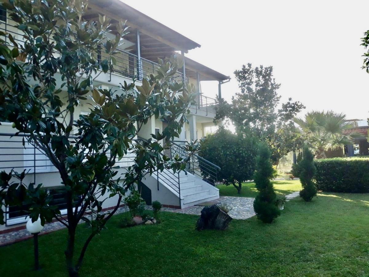 Pansion Argo Apartment Nea Moudania Luaran gambar