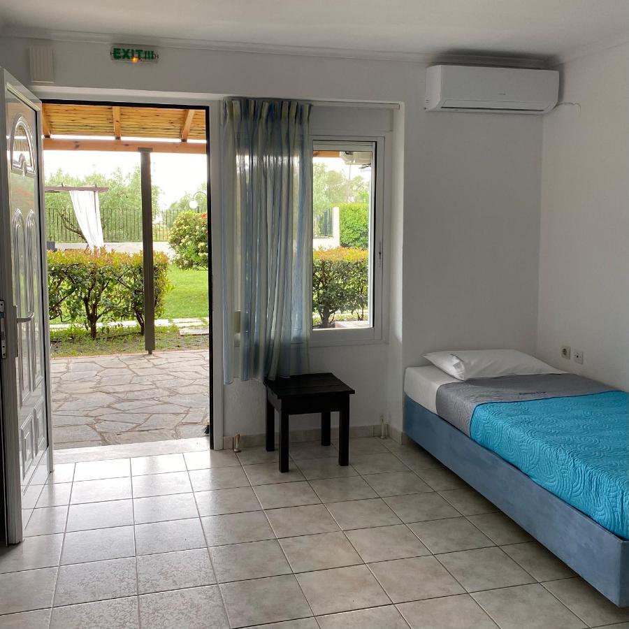 Pansion Argo Apartment Nea Moudania Luaran gambar